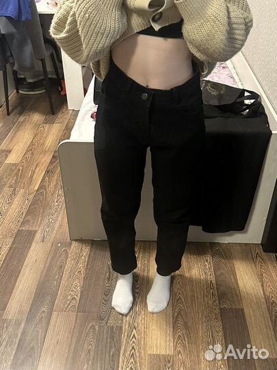 Джинсы черные