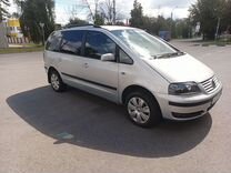 Volkswagen Sharan 1.9 MT, 2002, 445 000 км, с пробегом, цена 435 000 руб.