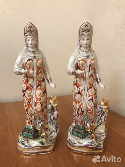 Статуэтка фарфор