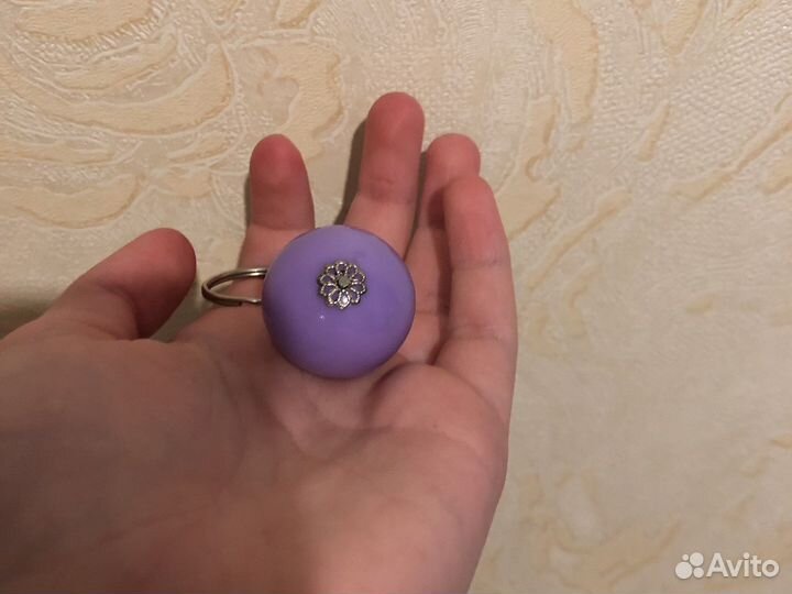 Брелок в виде мячика