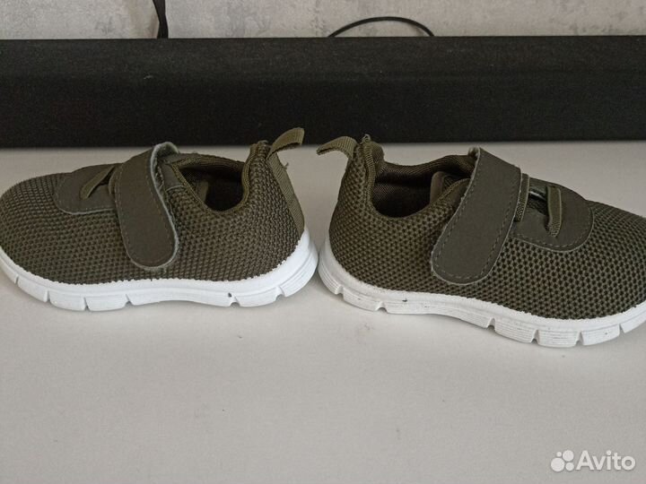 Кроссовки на мальчика
