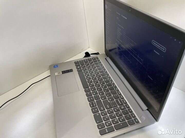 Ноутбук Lenovo IdeaPad 3 15IGL05