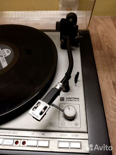 Проигрыватель винила Вега 110