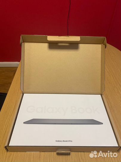 Samsung Galaxy Book 3 Pro 14