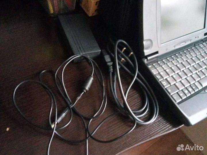 Ноутбук Roverbook Partner