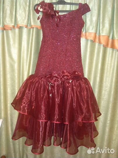 Платье на девочку