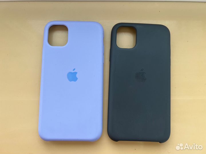 Чехлы на iPhone 11