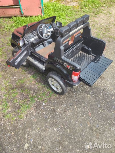 Детский электромобиль ford ranger