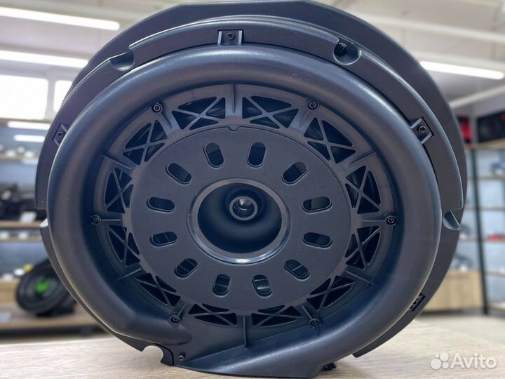 Активный сабвуфер в запаску Hellion HAM Bass 15