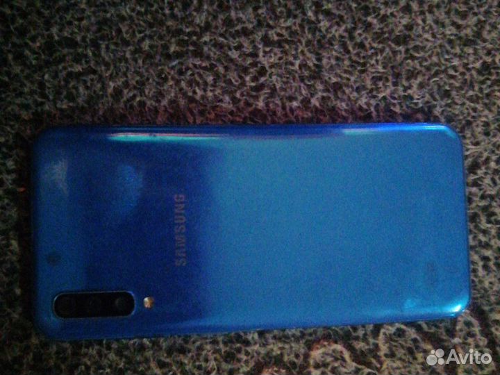 Samsung Galaxy A50, 4/64 ГБ