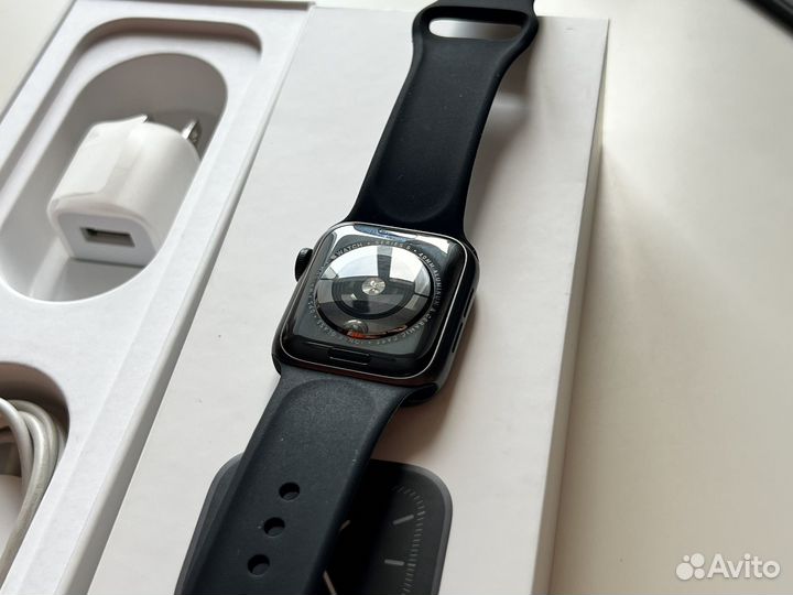 Apple Watch Series 5 40mm Space Gray