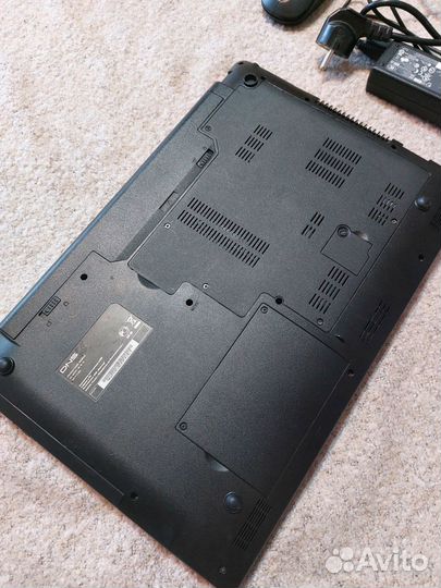 Ноутбук DNS w253EUq в рабочем состоянии D15,6