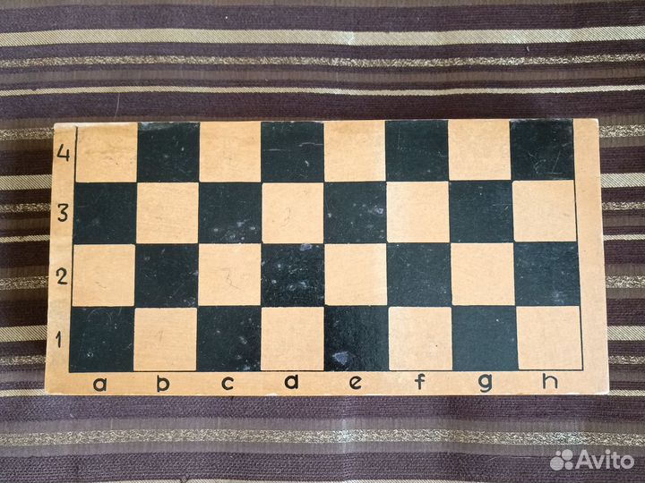 Шахматная доска без фигур