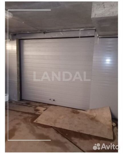 Секционные ворота