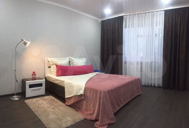 2-к. квартира, 56 м², 4/10 эт.