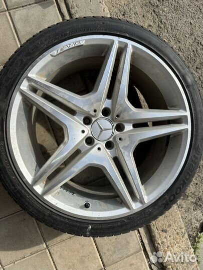 Колеса на mercedes r20 разноширокие
