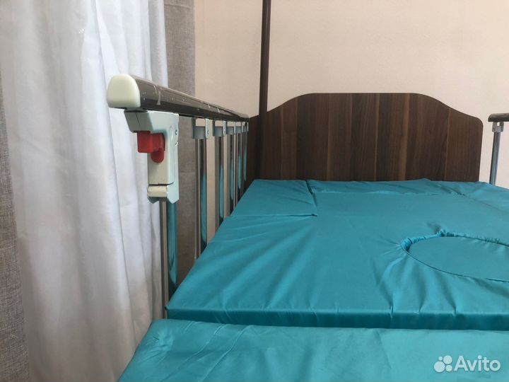 Медицинская электрическая кровать MET Revel NEW