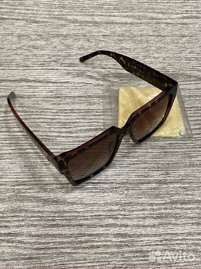 Солнцезащитные очки louis vuitton