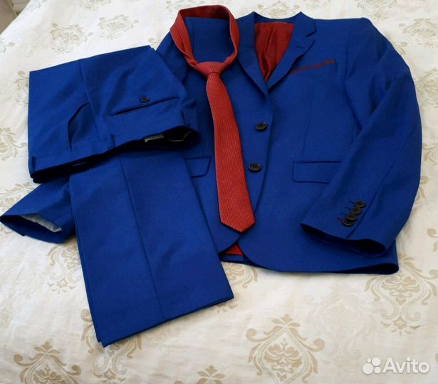 Мужской костюм