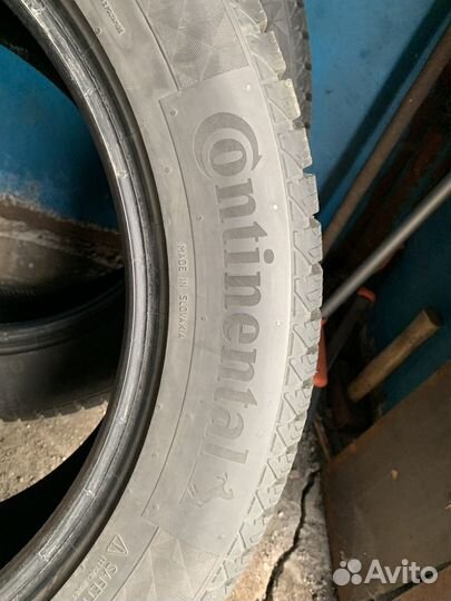 Continental ContiVikingContact 7 235/55 R19 105T