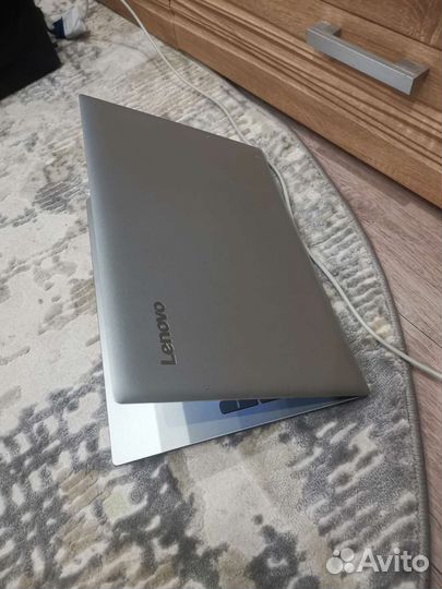 Lenovo шустрый