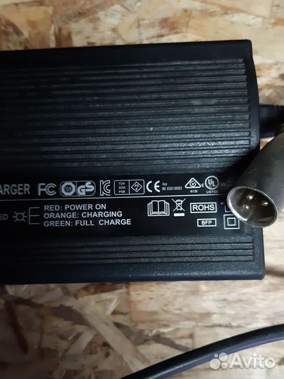 Блок питания/Зарядное устройство/12,19,24 V