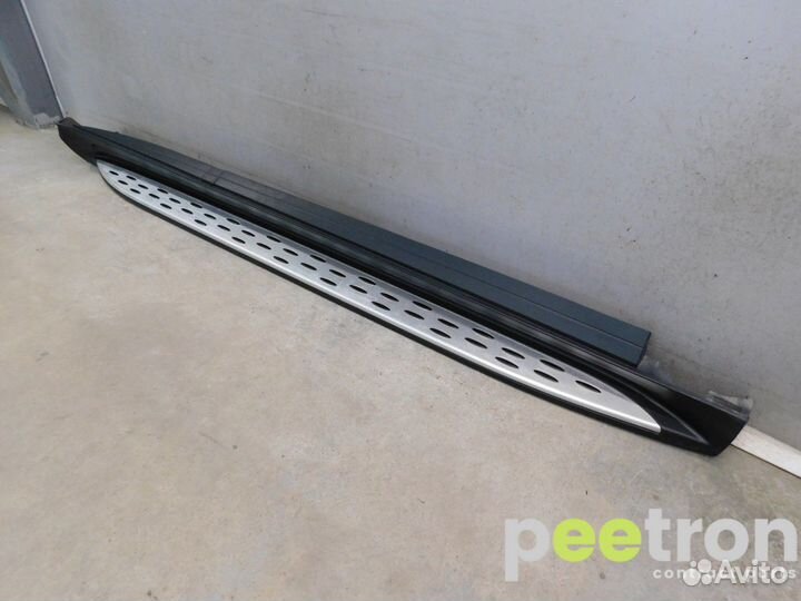 Б/У Подножка б/у A2926980225 mercedes-benz