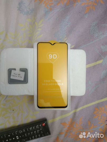 Защитное стекло для pocco M3