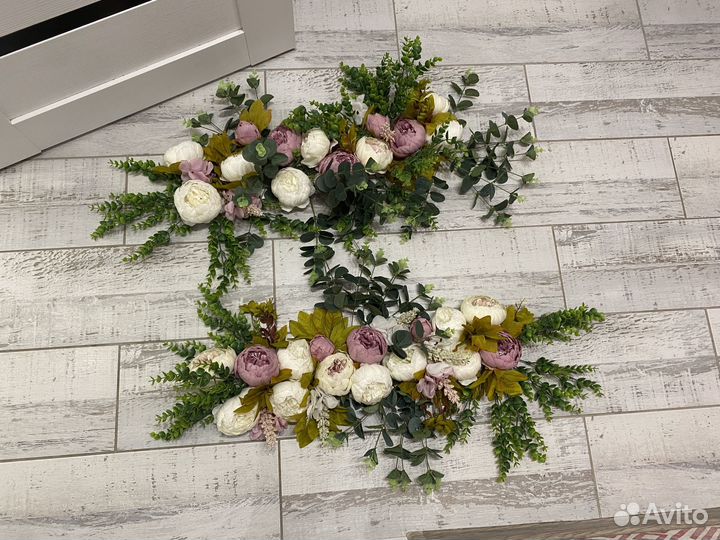 Искусственные цветы для декора праздника