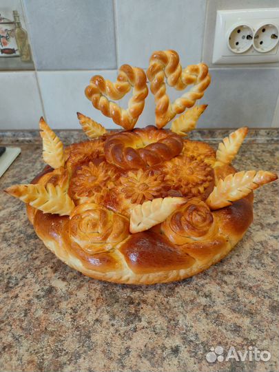 Свадебный каравай, шишки,пышки