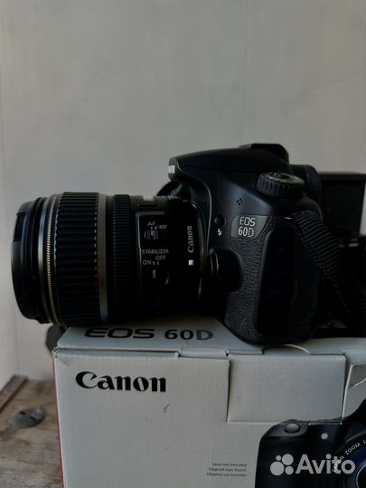 Зеркальный фотоаппарат