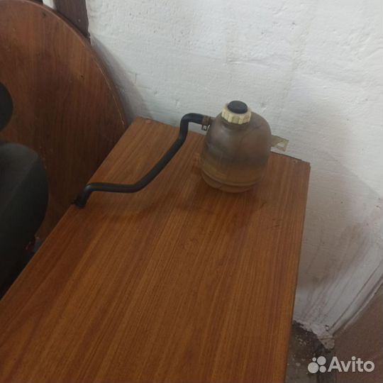 Расширительный бачок Renault Scenic 1