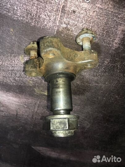 Цапфа задняя Nissan Almera G15 K4M 2014