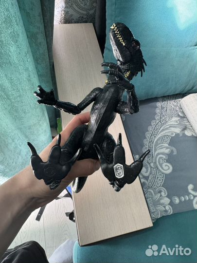 Динозавры jurassic world