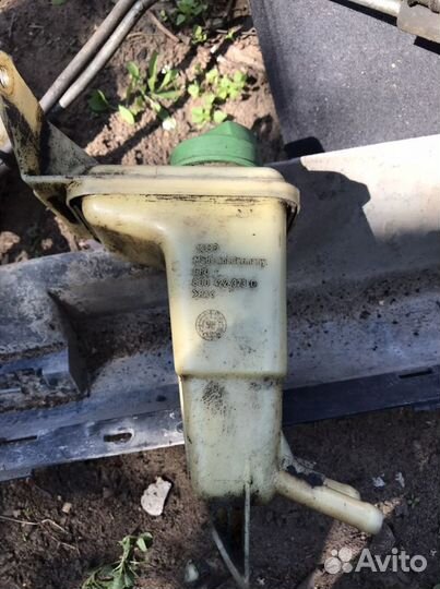 Бачок гур volkswagen passat B5