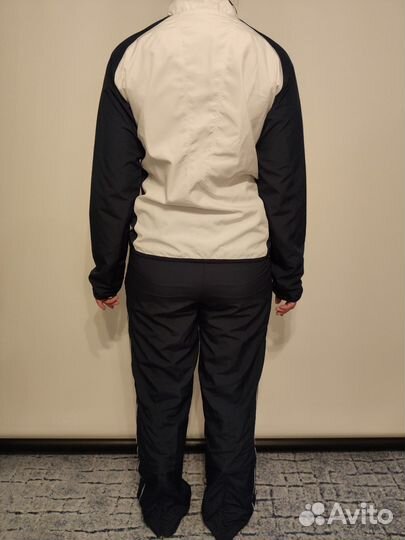 Nike. Костюм спортивный женский