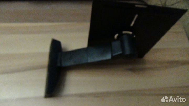 Кронштейн настенное крепление полка для плеера