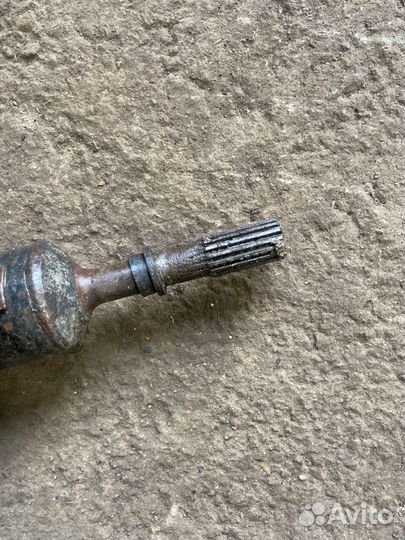 Карданный вал Лада 2107 2105 2002