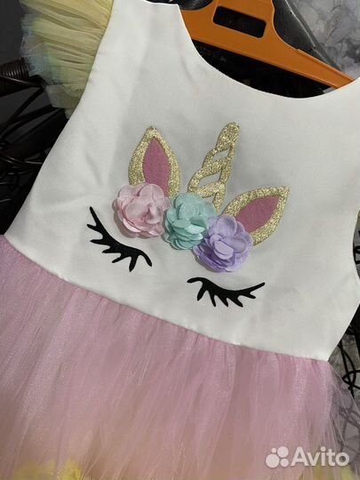 Платье праздничное на девочку 110 пышное