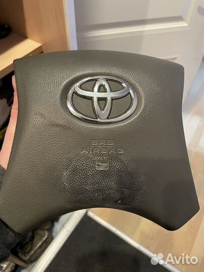 Заглушка в руль toyota