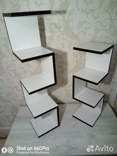 Полка настенная угловая