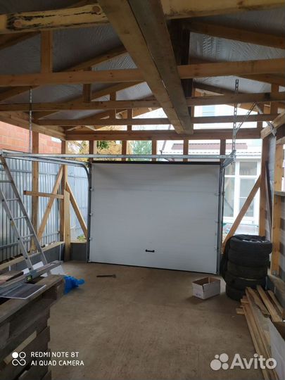 Секционные ворота