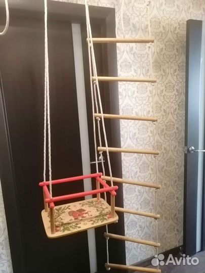 Качели и лестница подвесные