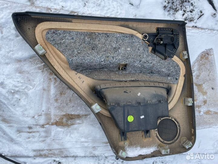 Мерседес w163 ML обшивка двери задняя правая