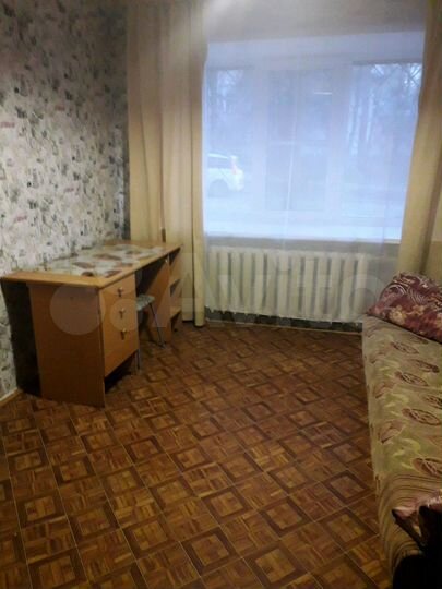 Комната 12 м² в 5-к., 1/4 эт.