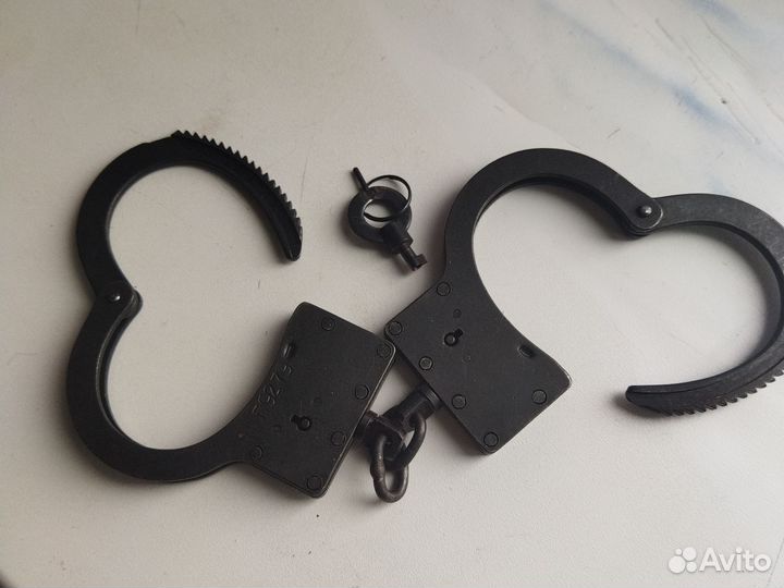 Наручники черные