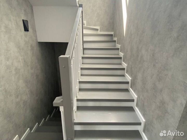 Деревянные интерьерные лестницы на заказ