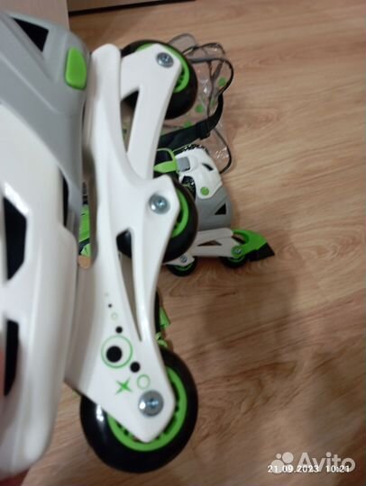 Роликовые коньки+комплект защиты