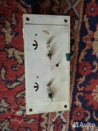 Часы яртарь