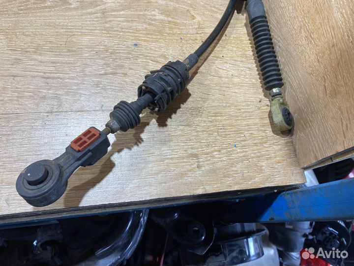 Кулиса МКПП Mazda 2 DY в сборе К63